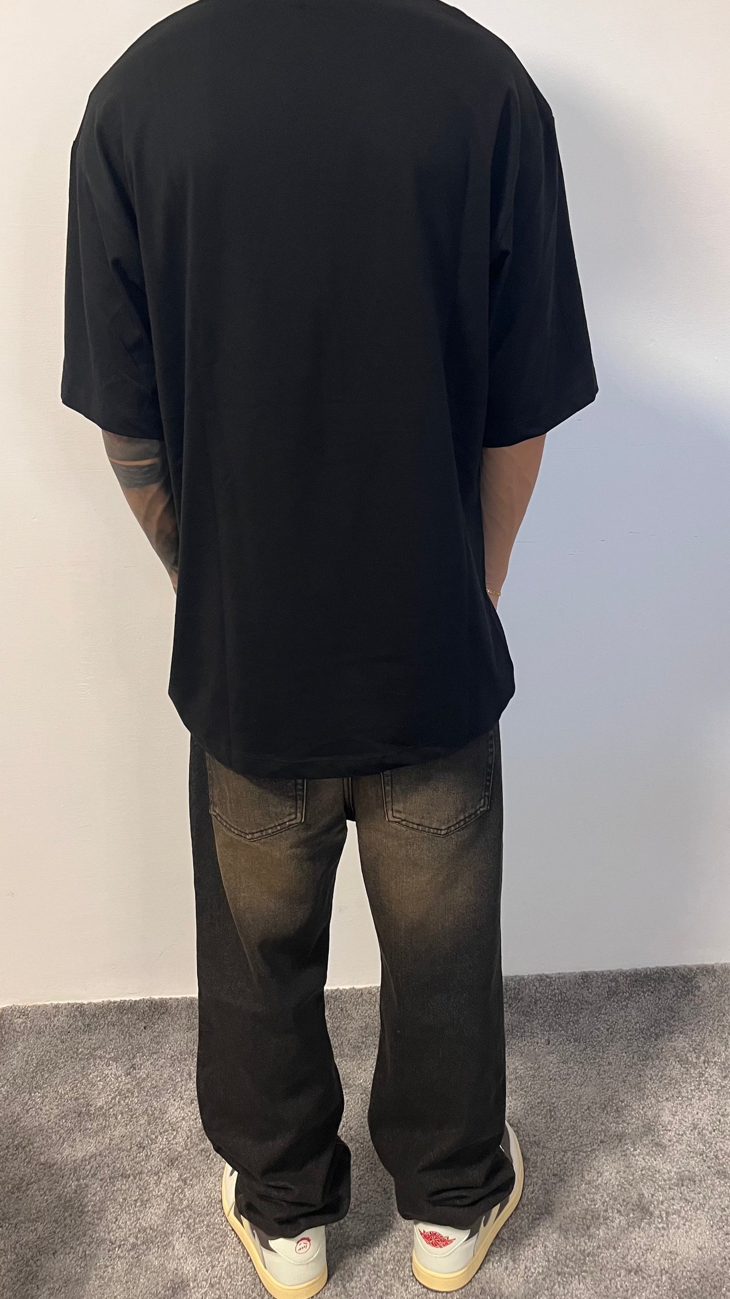 T-SHIRT NERA