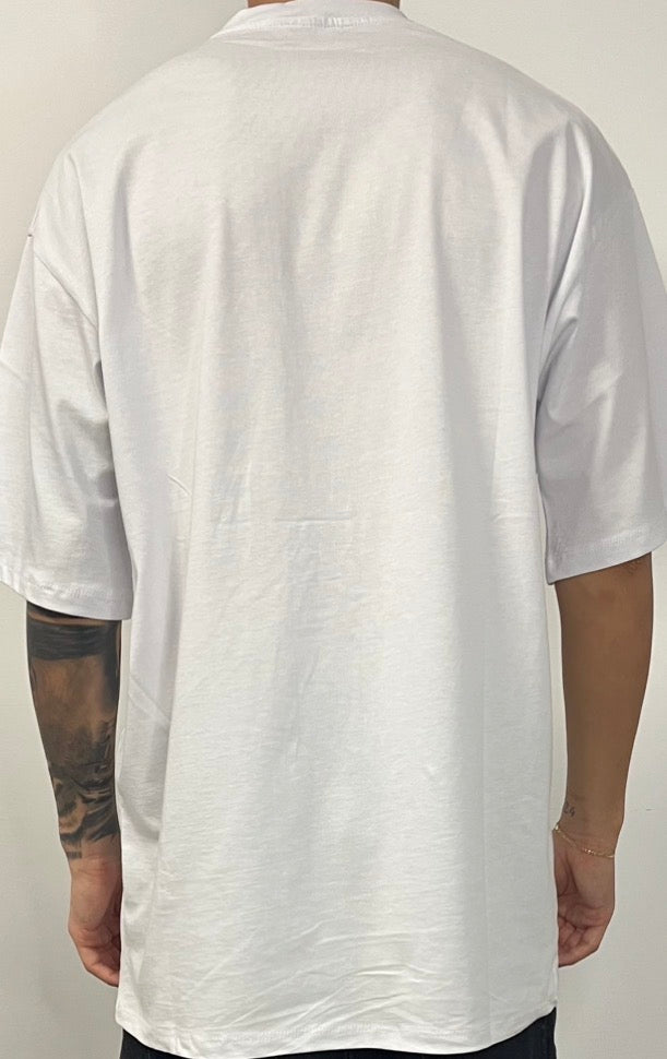 T-SHIRT OVER BIANCA